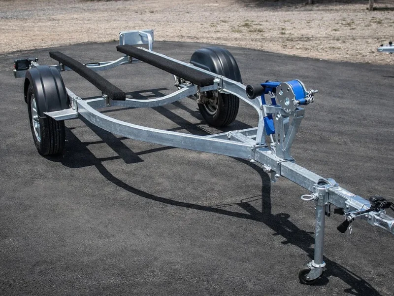 Atrelados para Barco e Moto de {'\u00c1'}gua